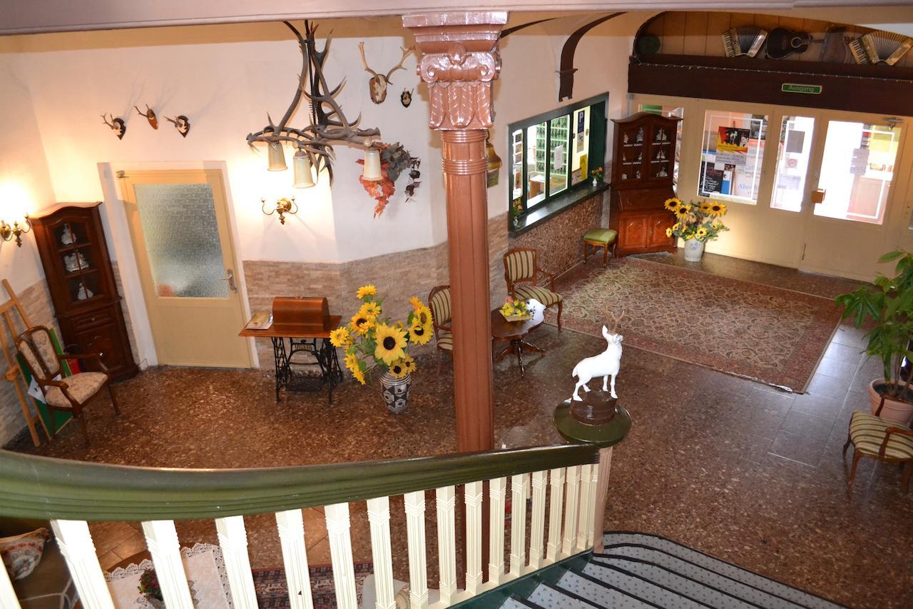Hotel Weisser Hirsch Schwarzburg エクステリア 写真