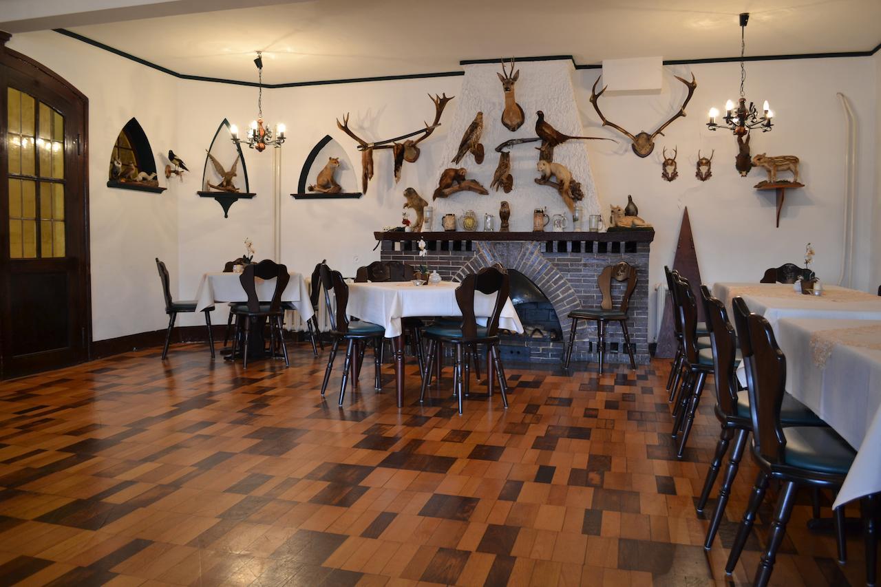 Hotel Weisser Hirsch Schwarzburg エクステリア 写真