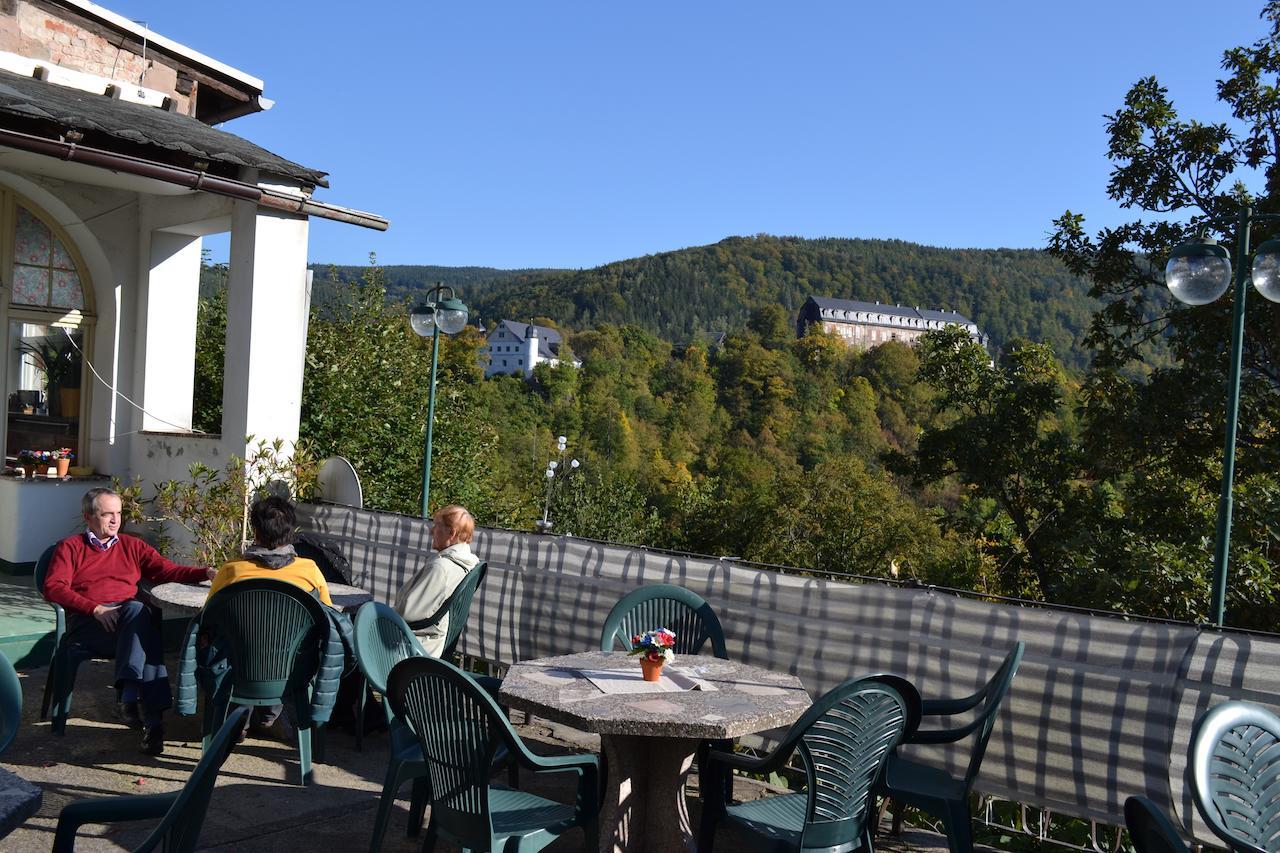 Hotel Weisser Hirsch Schwarzburg エクステリア 写真