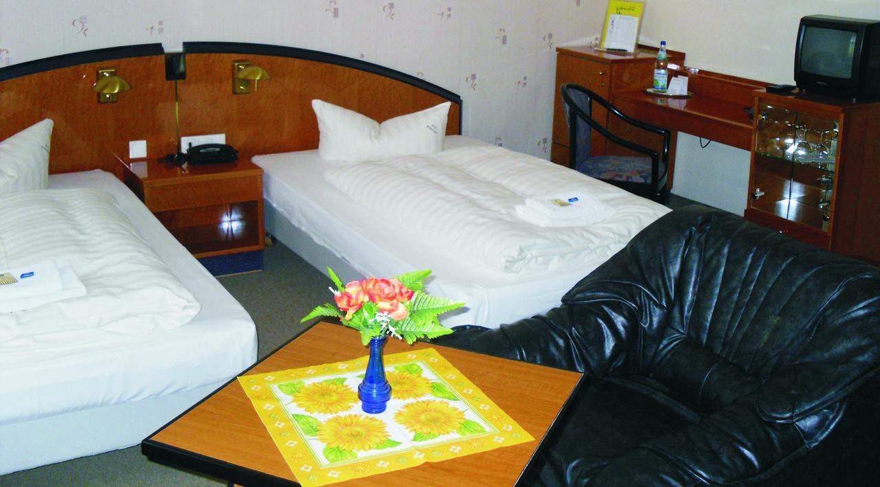 Hotel Weisser Hirsch Schwarzburg エクステリア 写真